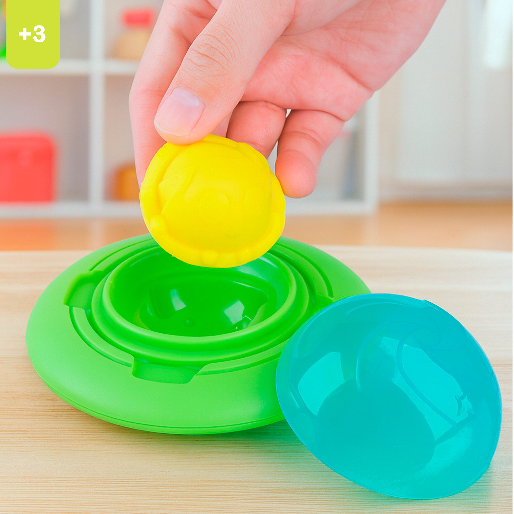 PLAY Juego de plastilina aventura espacial con moldes y accesorios