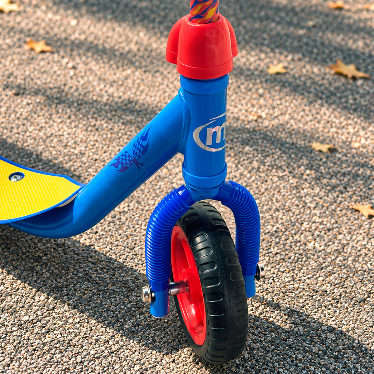 Hot Wheels Patinete 3 ruedas + 2 años