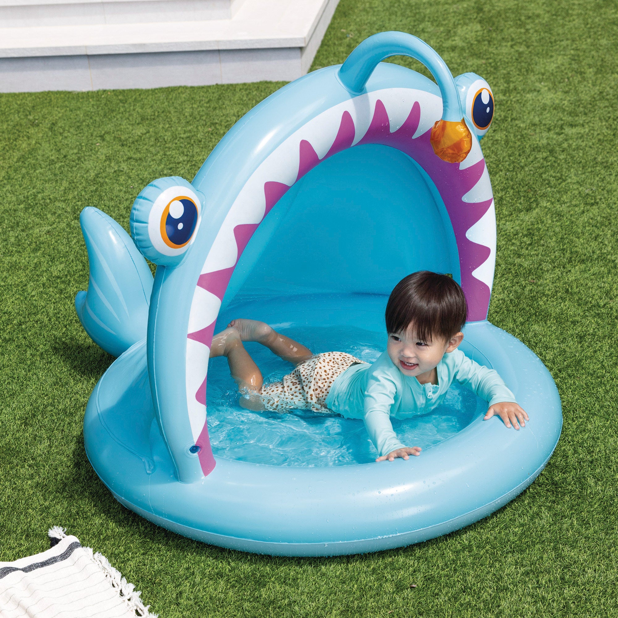 INTEX Piscina infantil hinchable Angler Fish con parasol y suelo acolchado