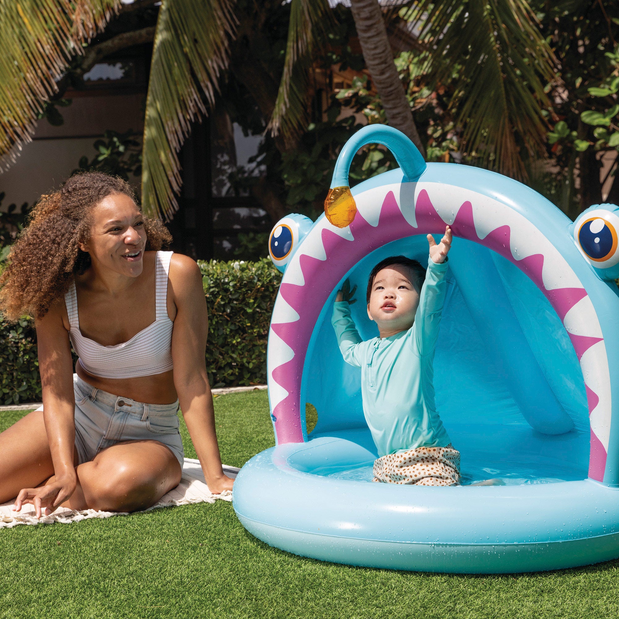 INTEX Piscina infantil hinchable Angler Fish con parasol y suelo acolchado