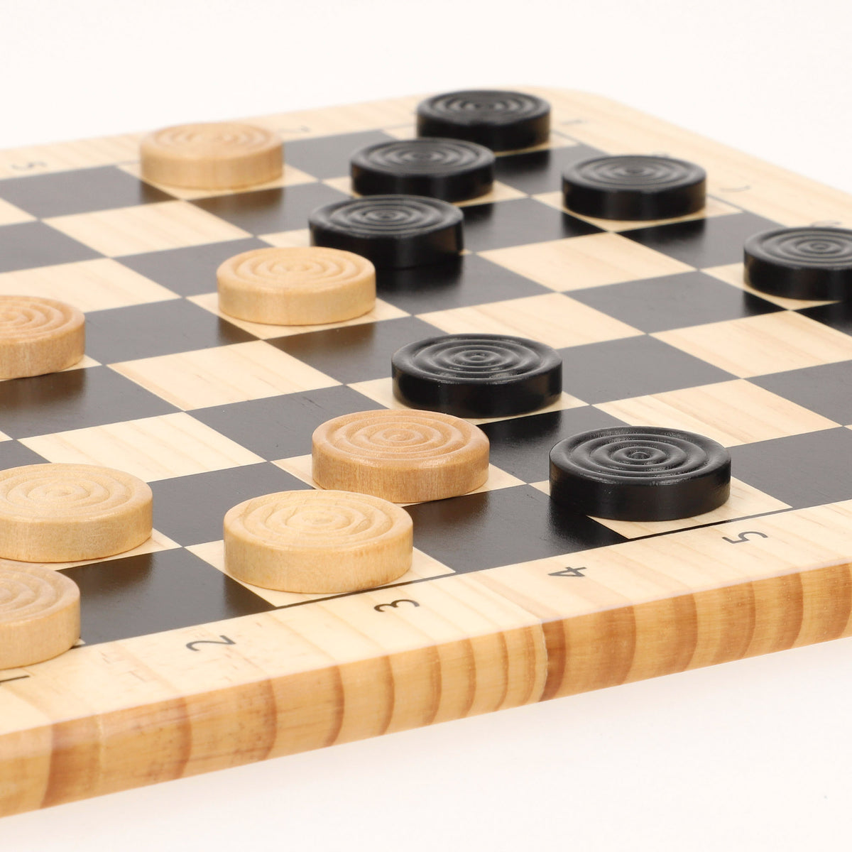 Juego ajedrez y damas caja metálica + 6 años COLORBABY