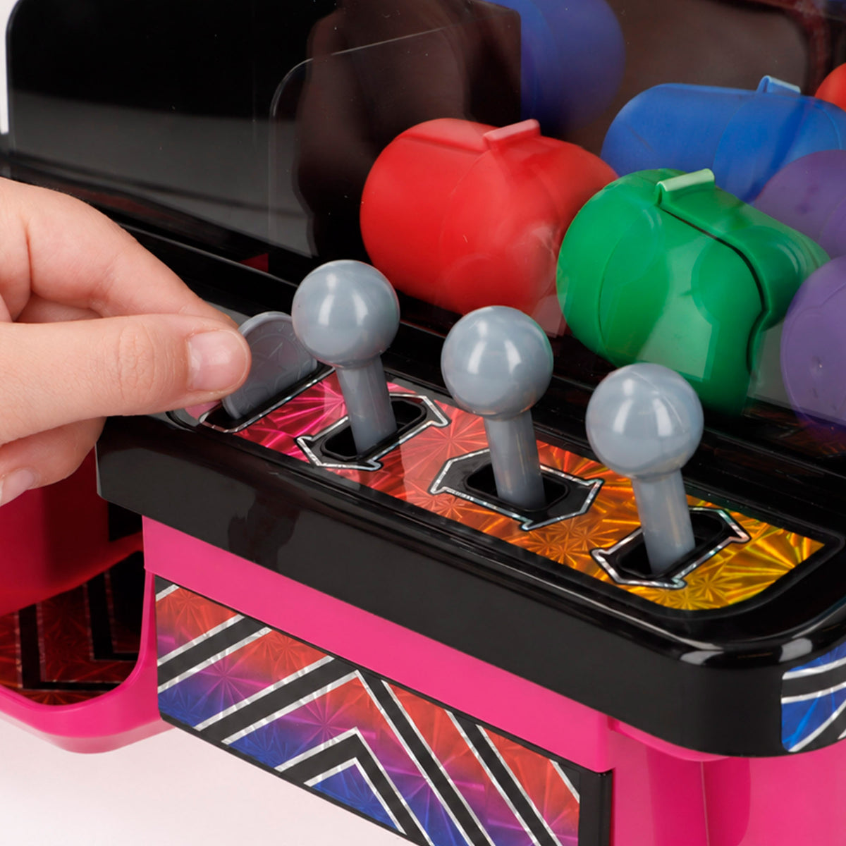 Máquina de gancho arcade + 6 años CB Games