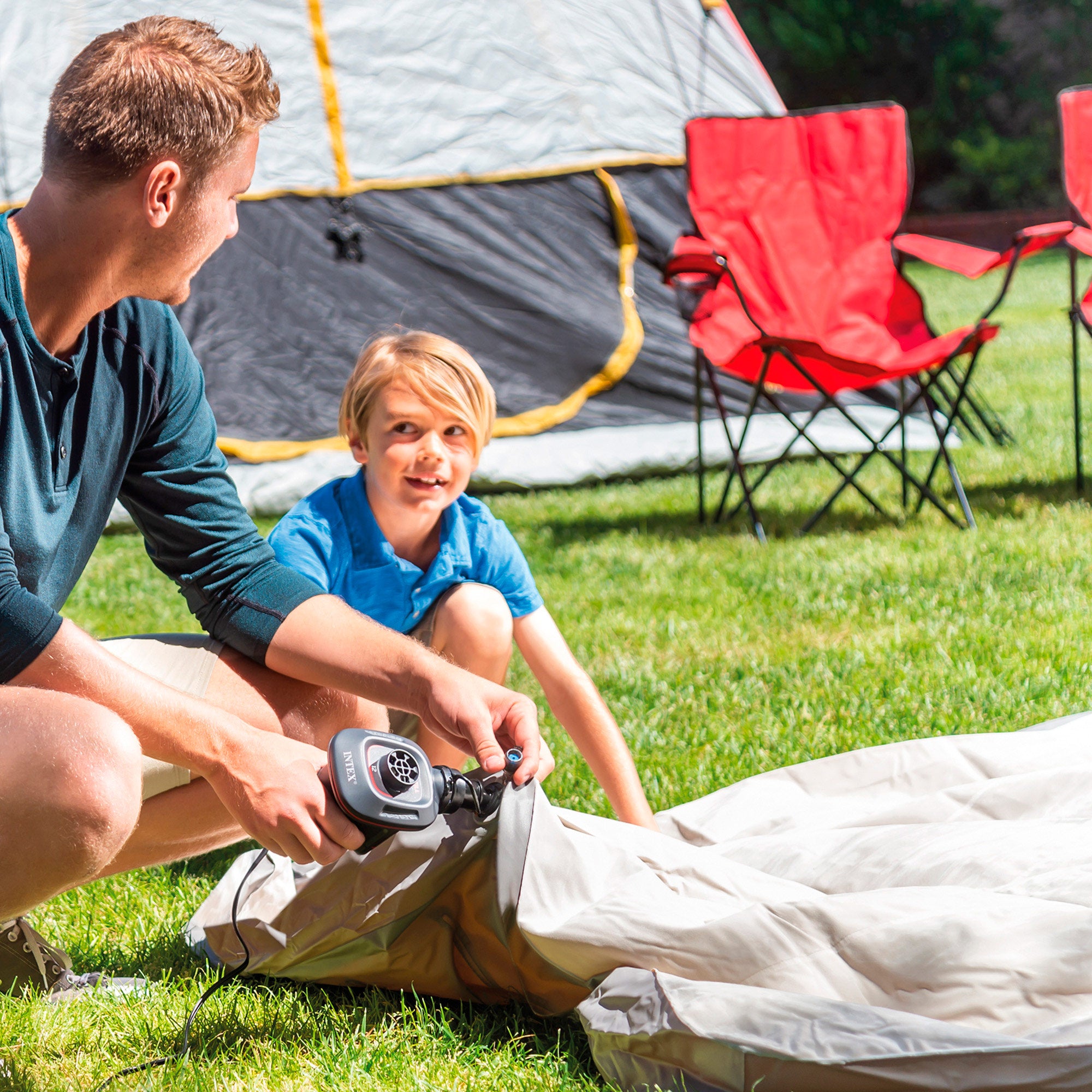 INTEX Hinchador eléctrico con adaptador para coche 12V Quick Fill