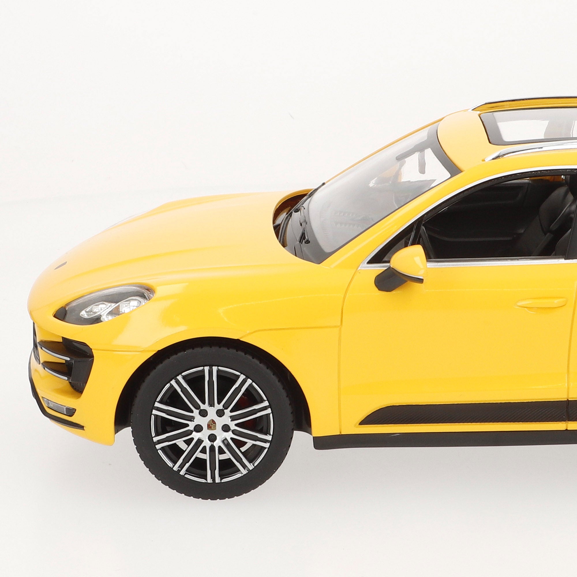 RASTAR Coche teledirigido Porsche Macan Turbo amarillo 1:14