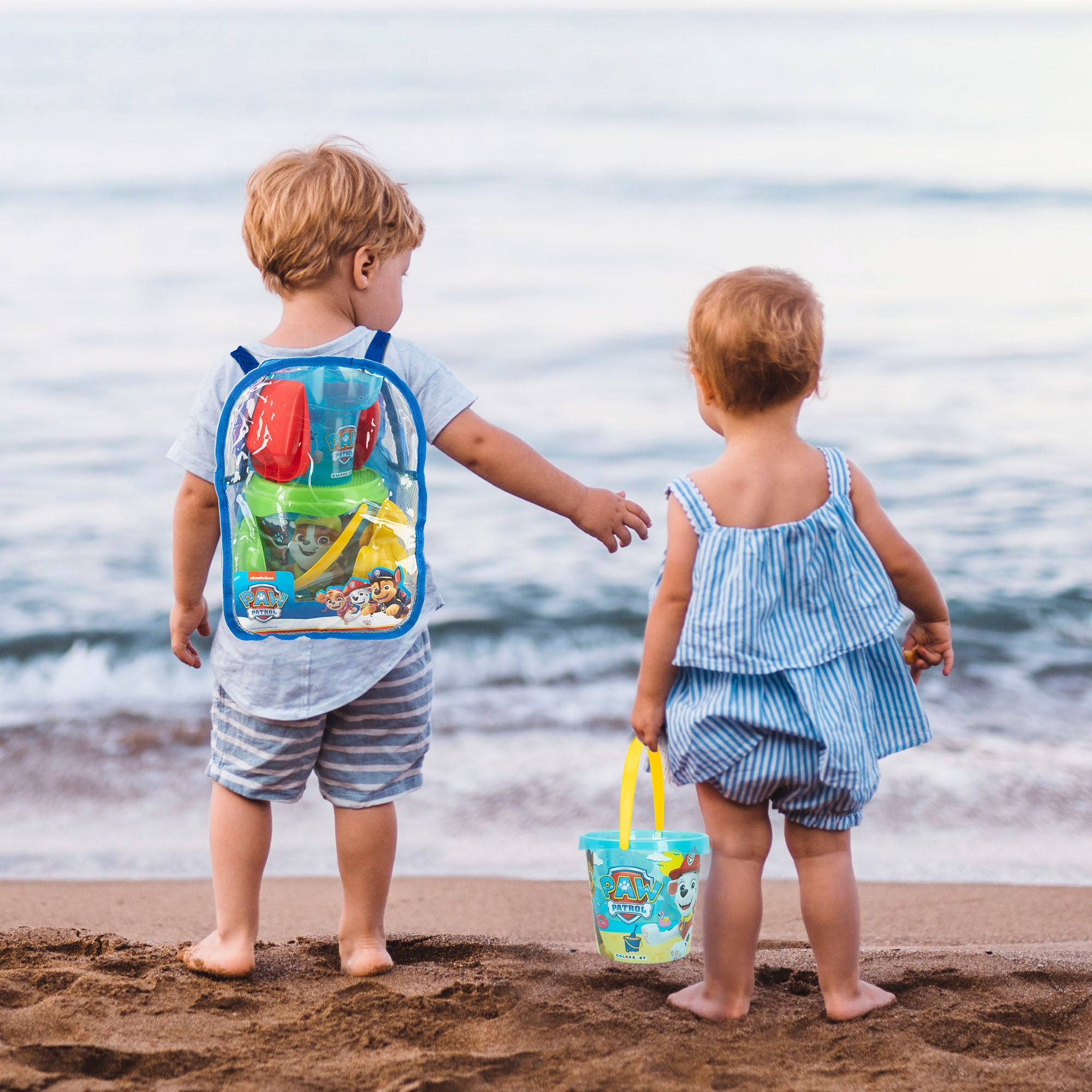 La Patrulla Canina Set cubo de playa con accesorios y mochila transporte