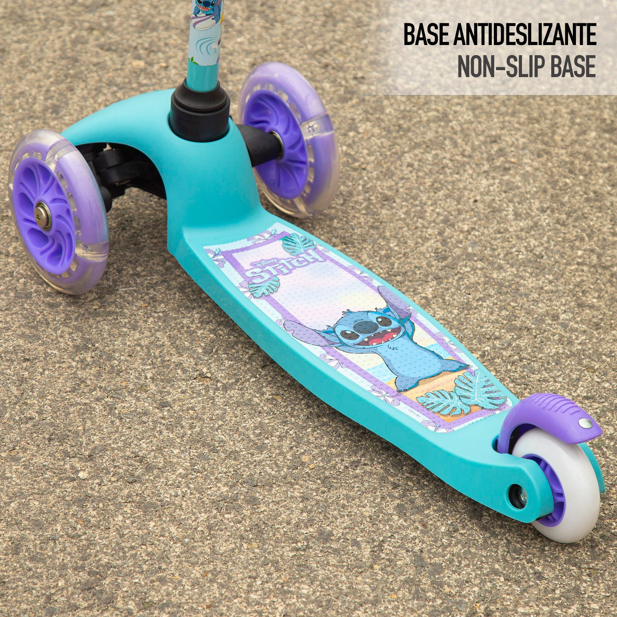 Stitch Patinete 3 ruedas máx. 20 kg con luces