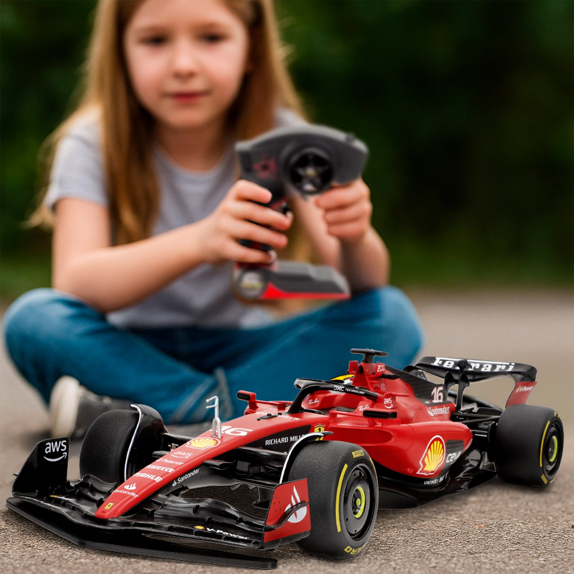 Maisto Coche teledirigido F1 2023 Ferrari SF-23 Charles Leclerc 1:10